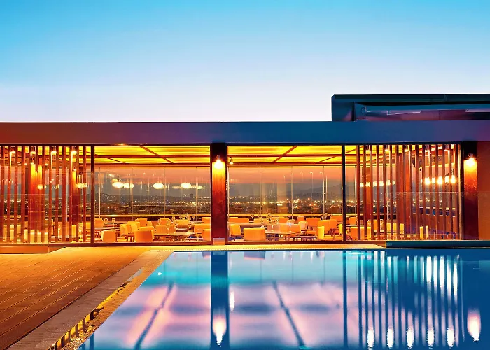 Zeus Wyndham Grand